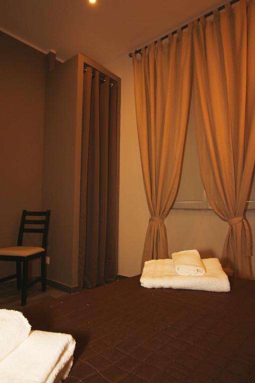 Mi.Ro Rooms Рим Экстерьер фото